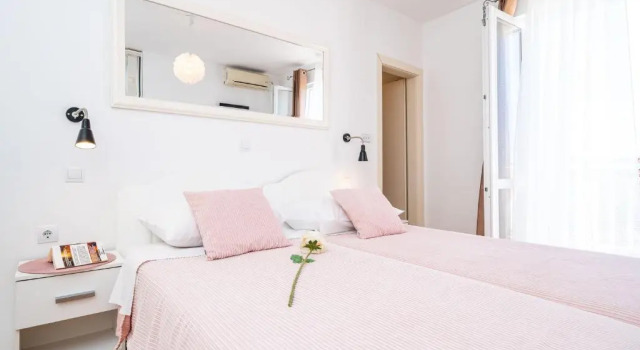 Двухместный номер Standard с балконом Jele Rooms