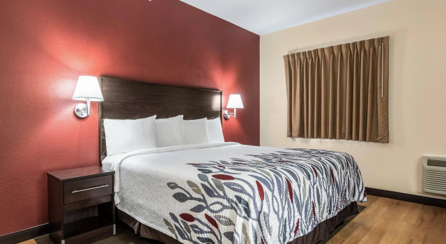 Двухместный номер Deluxe Red Roof Inn Detroit - Troy