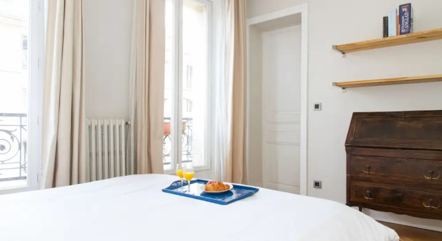 Marais - Francs Bourgeois Apartment, Забронировать Апартаменты/квартира Париж Иль-де-Франс, рядом с Станция метро Rambuteau
