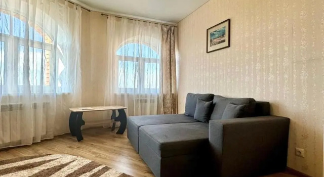 НОВЫЙ дом, в самом ЦЕНТРЕ, свежий ремонт, Prenota Hotel Poltava Poltava