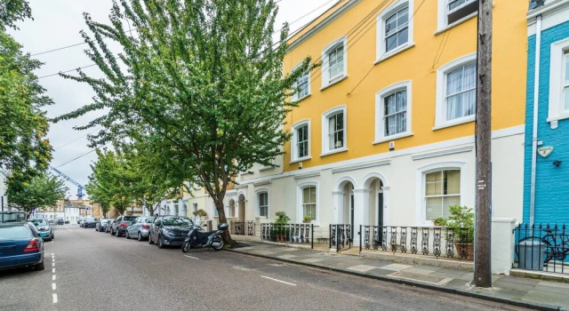 Fabulous Large and Quirky 4 Bedroom House