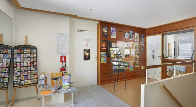 2-person Studio Overlooking the River, Забронировать Апартаменты/квартира Валлон-Пон-д'Арк Ardèche, рядом с Ущелье Ардеш