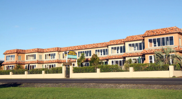 Admiralty Lodge Motel, Забронировать Мотель Отели Уитианга с завтраком, Завтраки