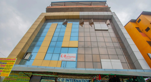OYO 142 CO International Guest House, Забронировать Гостевой дом Асуиннатх 