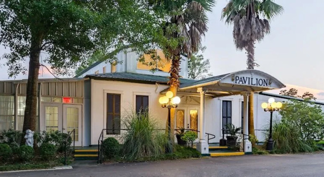 Historic Michabelle Inn, Buchen Sie Bed & Breakfast Hotels in Hammond mit Pool, Schwimmbad