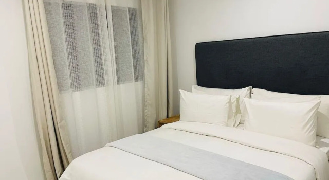 Canvas Lofts 1 Famona Modern 2-bed - 2310