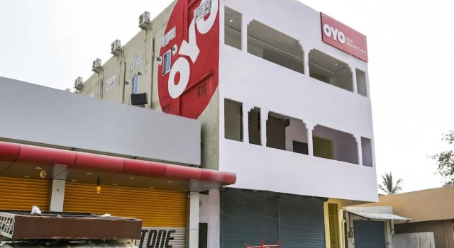 Oyo 27936 Hotel Welcome Tirupati, Rezervovat Hotel Hotely v Andhra Pradesh s parkováním, Parkování