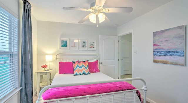 Коттедж Sea Isle Retreat: Restaurant, Bar & Marina On-site