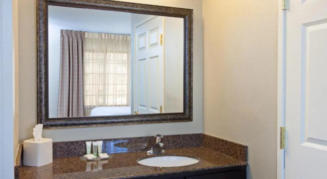 Люкс с 2 комнатами Staybridge Suites Fairfield Napa Valley Area by IHG