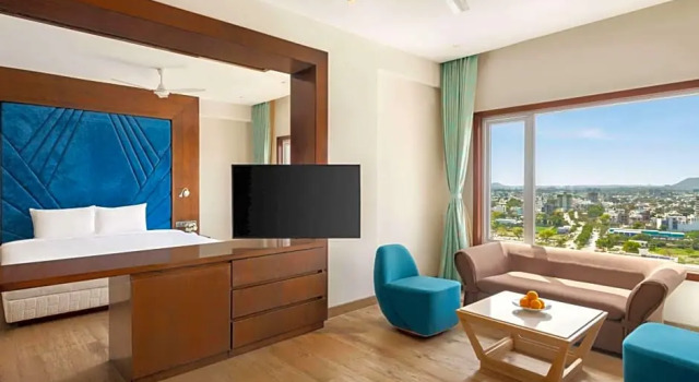 Двухместный полулюкс Howard Johnson by Wyndham Udaipur Roop Nagar