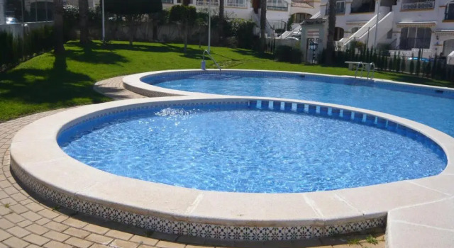 Апартаменты Alhambra Apartments