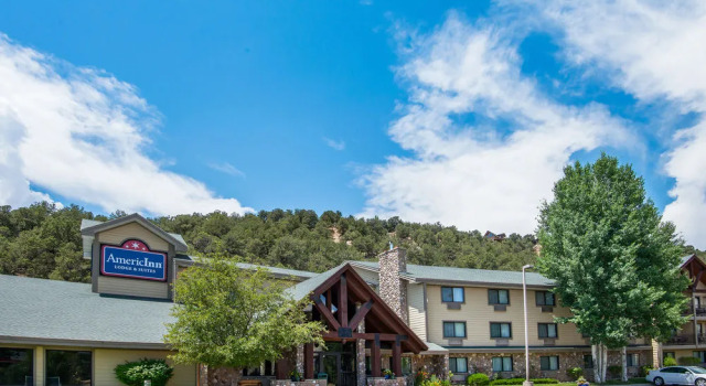 AmericInn Eagle, Book Hotel Hoteller i Eagle med parkering, Parkering