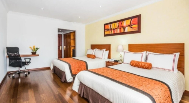 EM Hotels Andes Plaza, Забронировать Отель Отели Богота с парковкой, рядом с Парк 93, Парковка