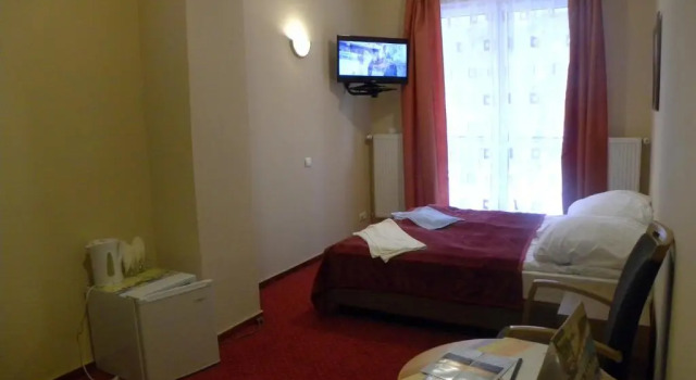Okulski Grand Rozewie, Varaa Hotelli  