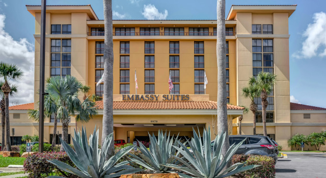 Embassy Suites by Hilton Orlando International Drive Convention Center, Buchen Sie Hotel Doctor Phillips USA