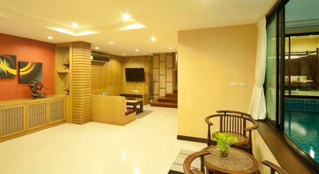 Dancenter Luxury Underwater World Pattaya