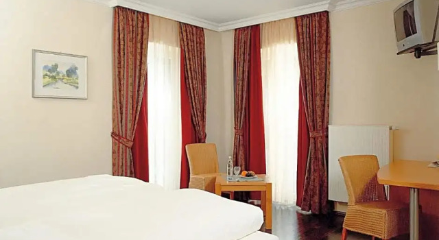 Hotel Rauch, Varaa Hotelli Hotellit Baijeri pysäköinnillä, Pysäköinti