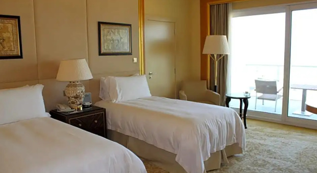 Двухместный номер с видом на внутренний двор Four Seasons Hotel Beirut