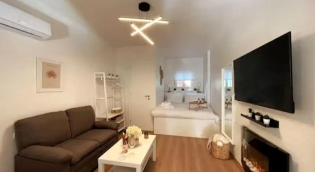 Persephone Stay Inn,Elevsis,Gr/3' from the Center, Забронировать Апартаменты/квартира Элефсис Элевсин
