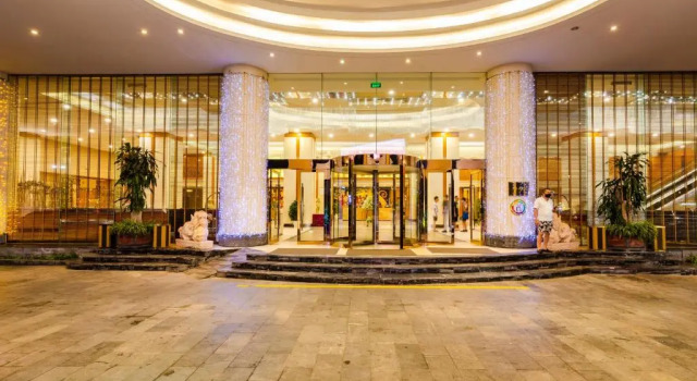 Muong Thanh Luxury Quang Ninh Hotel