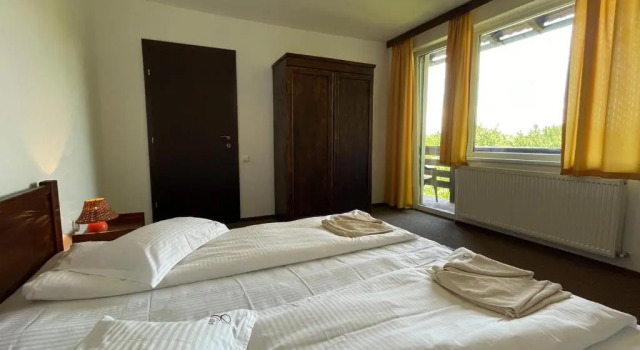 Pensiunea Cehov, Rezervovat Hotel Hotely v Prahova Valley s parkováním, Parkování