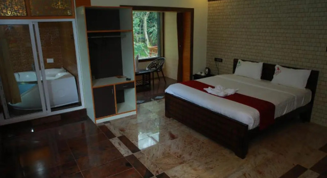 Люкс The Brook Resorts & Spa