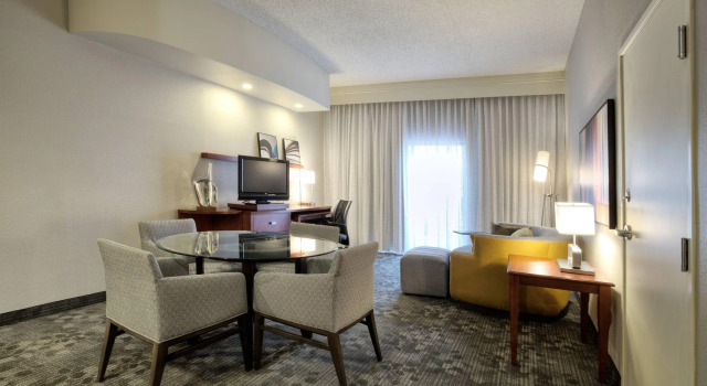 Люкс Courtyard by Marriott McAllen