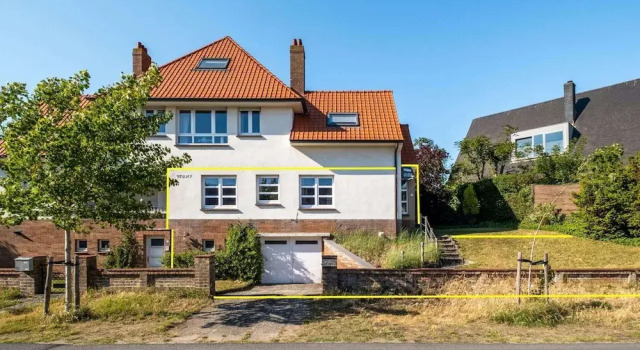 Apartment in Koksijde With Terrace & Garden, Prenota Appartamento Hotel a Flanders con parcheggio, Parcheggio