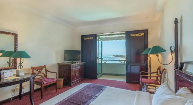 Номер Standard с балконом Отель Bali Beach