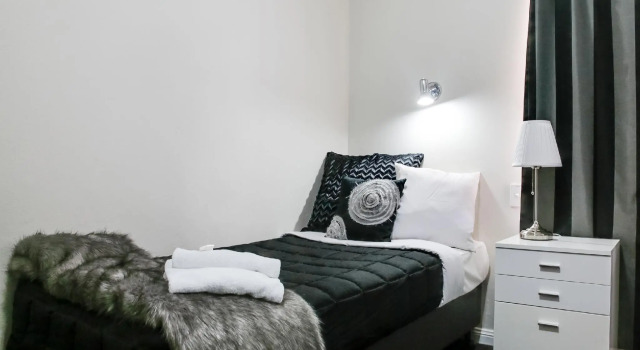 Одноместный номер Standard Airport Hotel Sydney