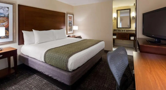 Номер Standard с видом на бассейн Best Western Seaway Inn