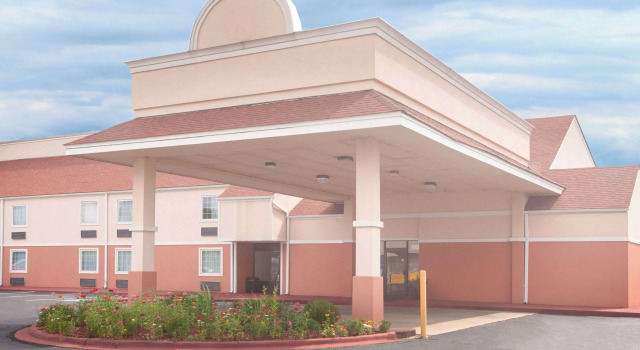 Days Inn Alma, Varaa Hotelli  