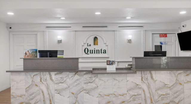La Quinta Inn Stockton, Book Hotel Hoteller i Stockton med pool, Swimmingpool
