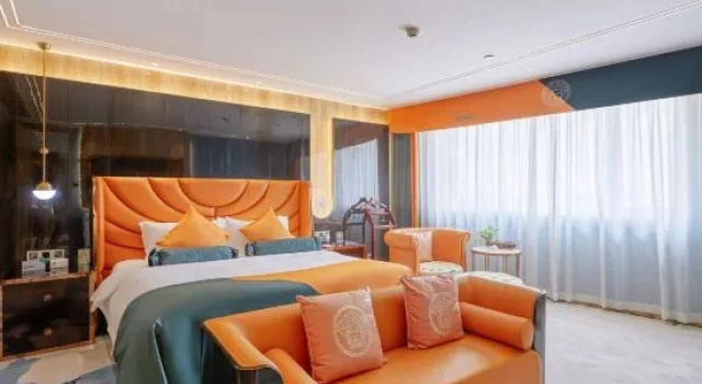 Люкс Deluxe с 3 комнатами Liyang Jinfeng International Hotel