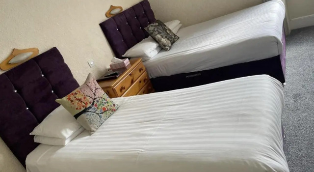 Трёхместный номер Standard Diamonds Inn