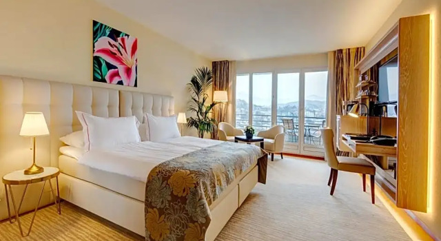 Номер Deluxe с красивым видом из окна Suitenhotel Parco Paradiso