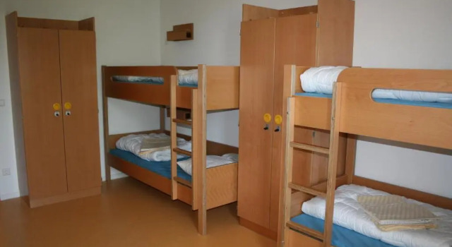 Кровать в общем номере (мужской номер) Jugendherberge Tübingen