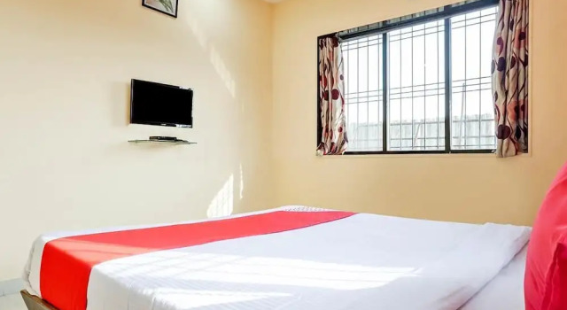 Royal Hills Resort, Забронировать Курортный отель Отели штата Махараштры 3 звезды, 3*