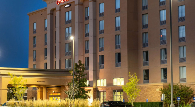 Hampton Inn & Suites by Hilton Brantford, Prenota Hotel Hotel a Ontario con parcheggio, Parcheggio