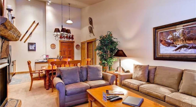 3306 Champagne Lodge, Trappeur's Crossing Apartment 2, Забронировать Апартаменты/квартира Стимбот-Спрингс Колорадо, рядом с Christie Peak Express