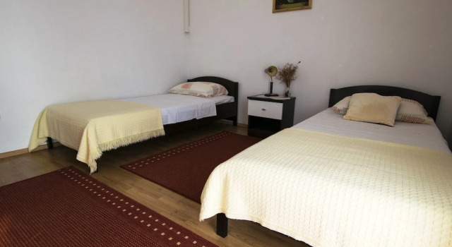 Apartment Nekic-on Quiet Location With Nice Garden