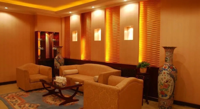Hangtian Hotel, Rezervovat Hotel Kchaj-feng Henan