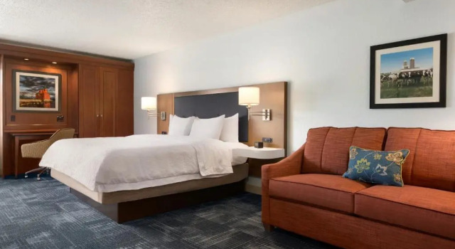 Студия Hampton Inn Wausau