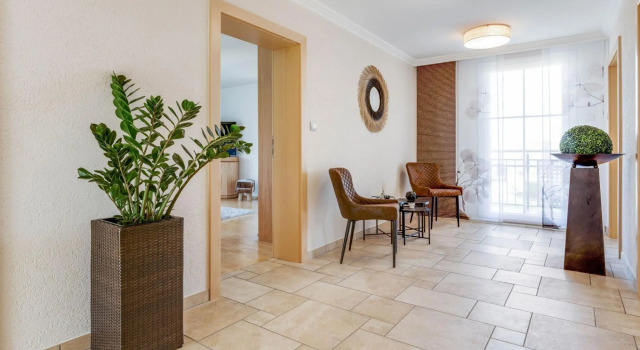 Holiday home Tina with beautiful terrace, Rezervați Hotel Keutschach 