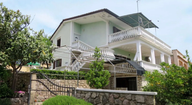 Andrijana (SRD401) 42422