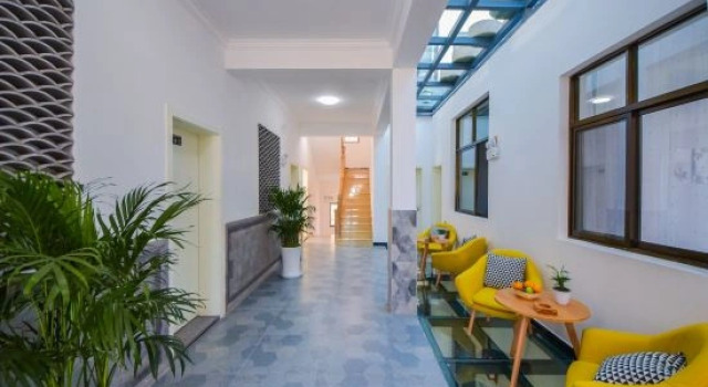 Gaoliang Holiday Inn (erhaimen, ancient city of Dali)