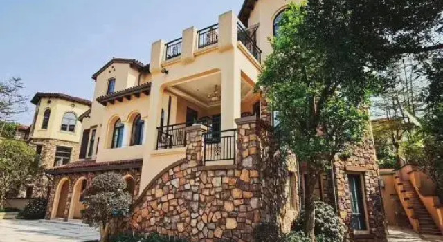 Midea Egret Lake Car Theme Hotel, Rezervasyon Otel Guangdong otoparklı oteller, Otopark