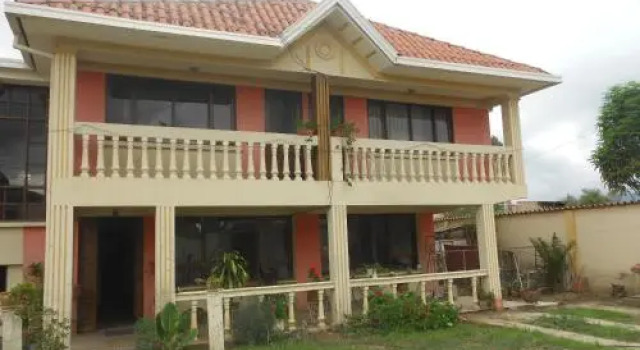 Casa De Familia, Rezerwuj Hotel Cochabamba Cochabamba Region