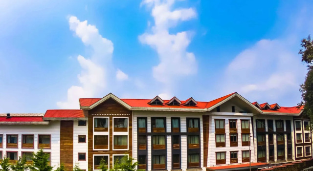Ramada by Wyndham Gangtok Hotel & Casino Golden, Book Hotel Hotels in Sikkim with a Pool, Swimming Pool