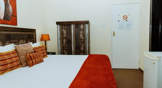 Standard- dobbelt værelse med haveudsigt Boubou Bed and Breakfast